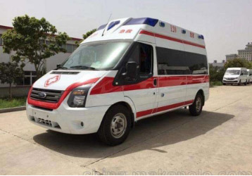 横峰县救护车租赁